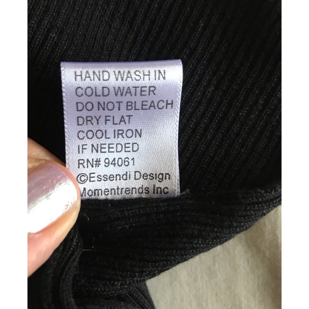 Vintage ESSENDI 90s size S sleeveless women black top 55% silk 45 % COTTON - Picture 15 of 16